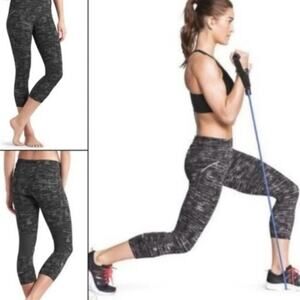 Athleta Capri Leggings
